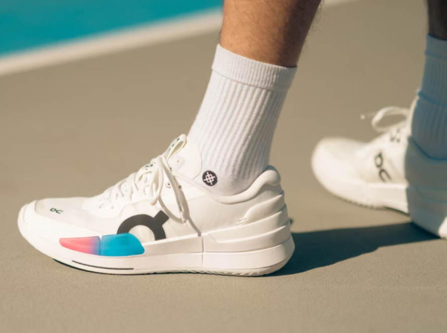 best what kind of shoes are good for pickleball for seniors